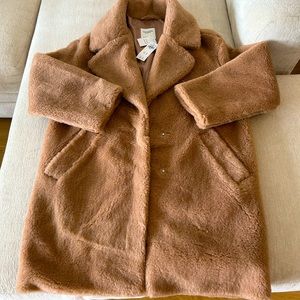 Abercrombie Teddy Coat - Light Brown - Size Small - Never Work - New with tags